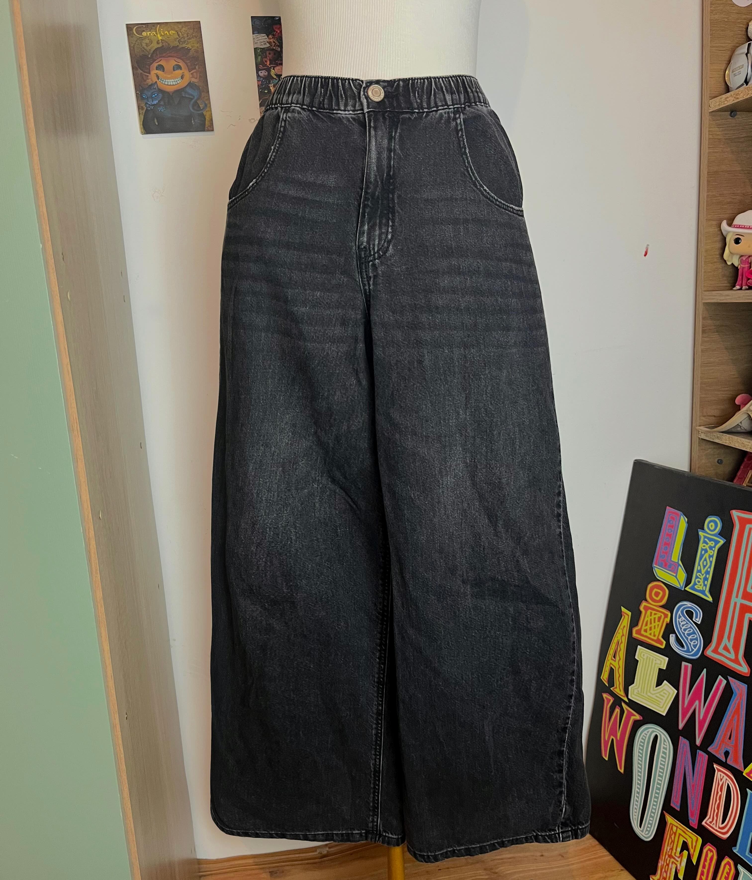 Calça Balão Preta Larga Garimpo