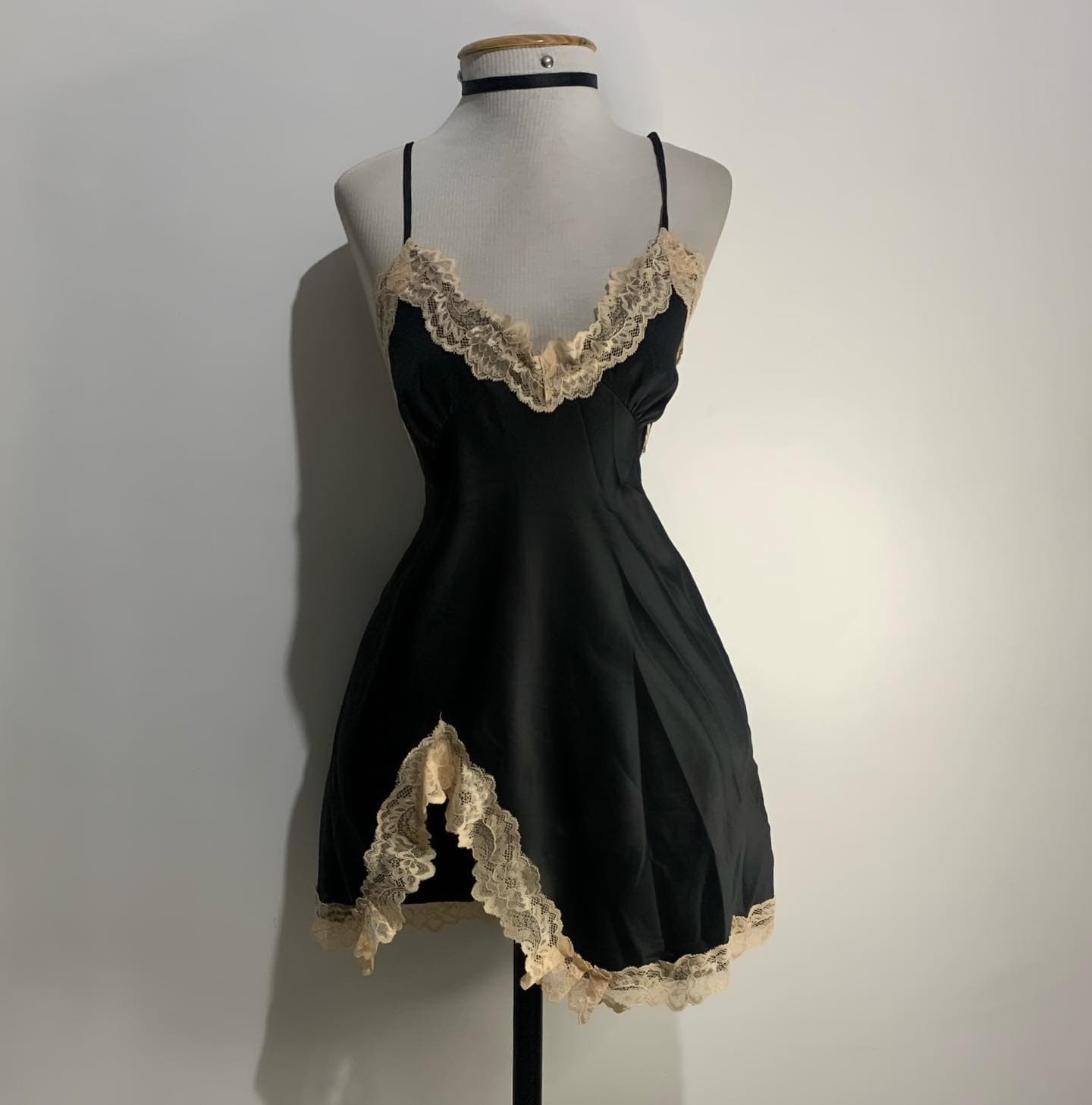 Vestido Camisola Preto Garimpo