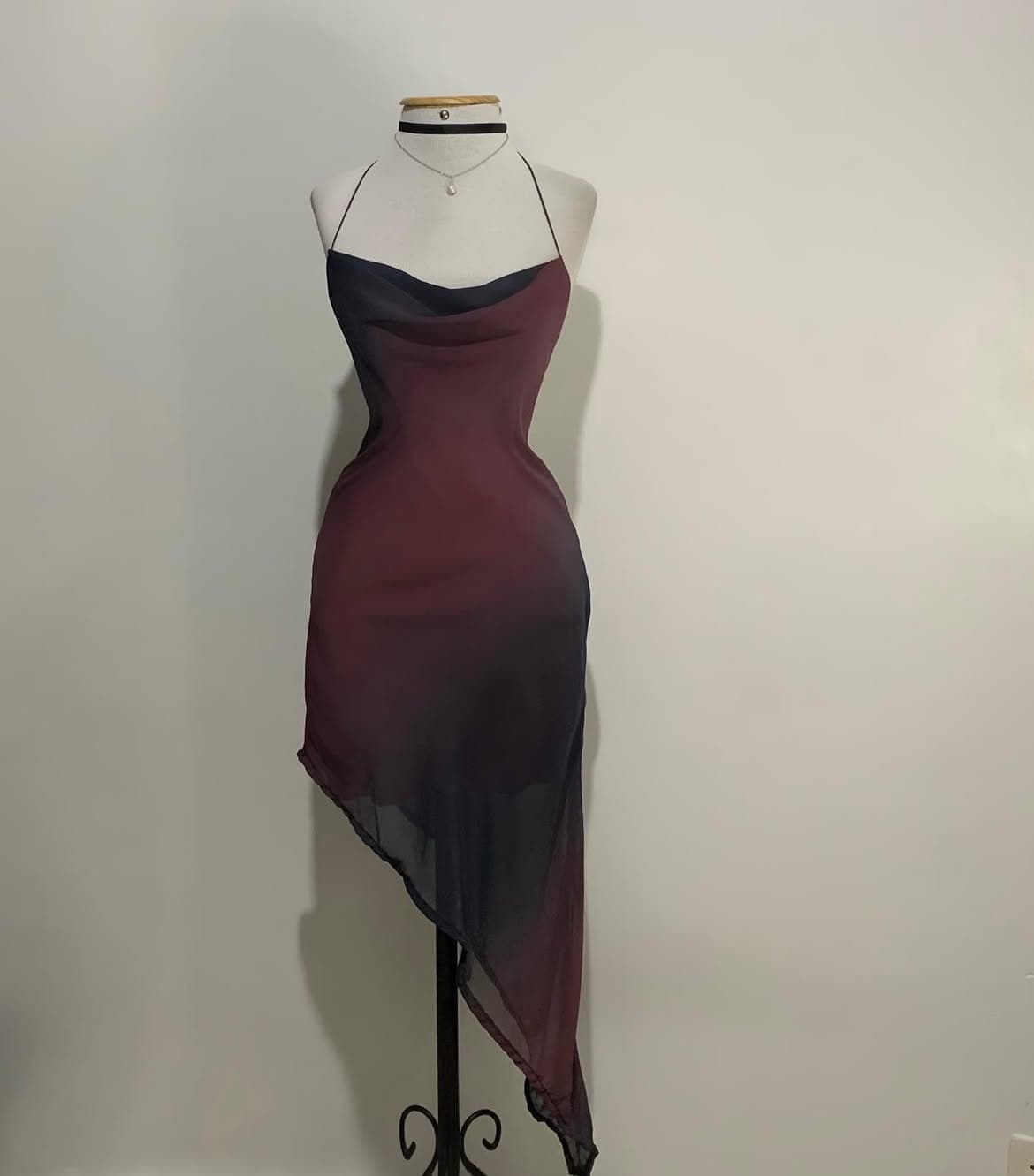Vestido Roxo Recorte Garimpo